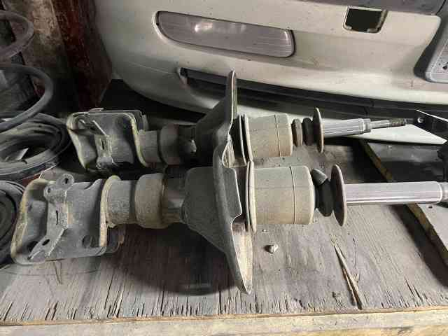 KARTİN TİCARET HONDA CIVIC V-TEC ÇIKMA ORJİNAL ÖN AMORTİSÖR TAKIMLARI 2003-2006 ARASI MODELLERE UYUMLUDUR