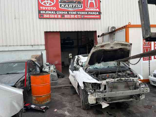 KARTİN TİCARET HONDA CIVIC FD6 ORJİNAL ÇIKMA YEDEK PARÇALARI