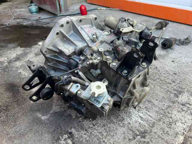 KARTİN TİCARET TOYOTA COROLLA 1NDE  ÇIKMA ORJİNAL TRİPTRONİK ŞANZUMAN 2010 -2013 ARASI MODELLERE UYUMLUDUR...