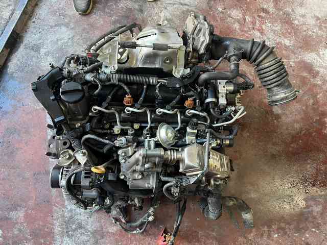 KARTİN TİCARET TOYOTA COROLLA 1NDE ÇIKMA ORJİNAL ENJEKTÖR TAKIMI VE ENJEKTÖR KÜTÜĞÜ 2010-2013 ARASI MODELLERE UYUMLUDUR