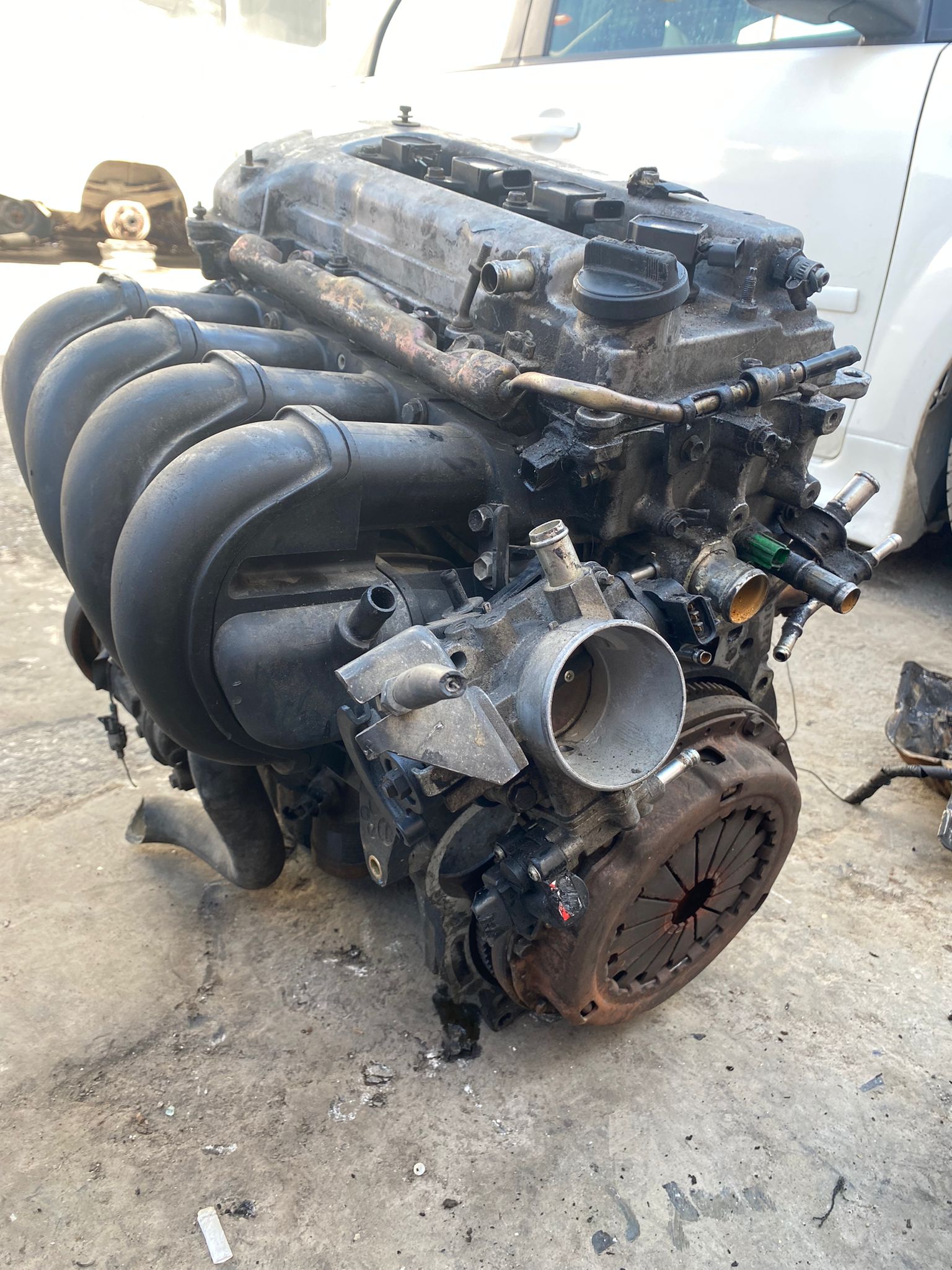 KARTİN TİCARET TOYOTA COROLLA 3ZZ ÇIKMA ORJİNAL KOMPLE MOTOR 2002-2006 ARASI MODELLERE UYUMLUDUR