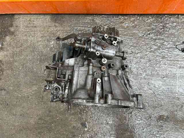 KARTİN TİCARET TOYOTA COROLLA AE101 ÇIKMA ORJİNAL TEMİZ MANUEL ŞANZUMAN 1993-1998 ARASI MODELLERE UYUMLUDUR