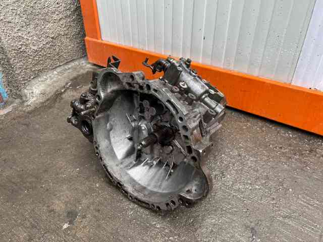 KARTİN TİCARET TOYOTA COROLLA AE101 ÇIKMA ORJİNAL TEMİZ MANUEL ŞANZUMAN 1993-1998 ARASI MODELLERE UYUMLUDUR